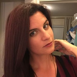 Meet your Posher, Ally